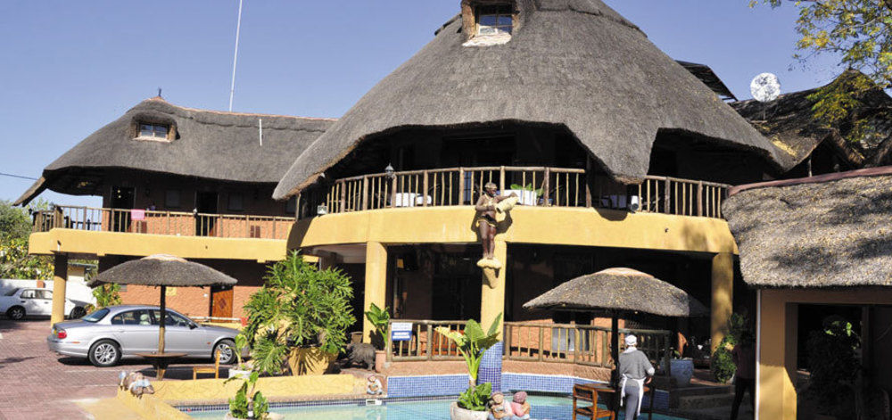 African Home Hotel 哈博罗内 外观 照片