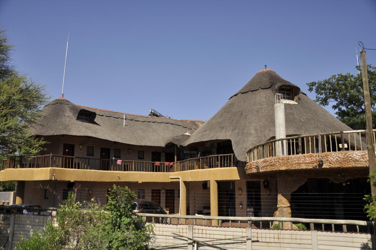 African Home Hotel 哈博罗内 外观 照片