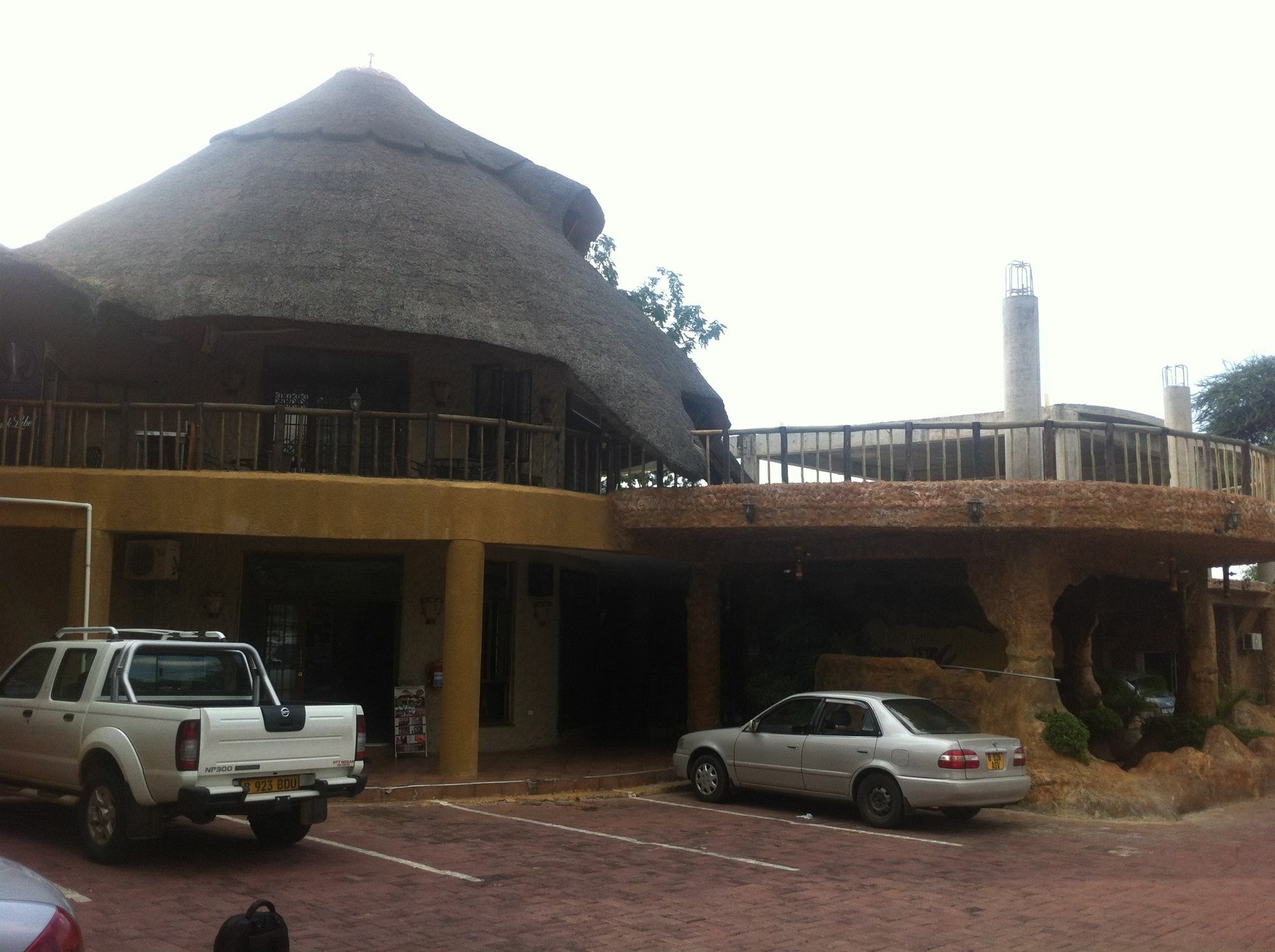 African Home Hotel 哈博罗内 外观 照片