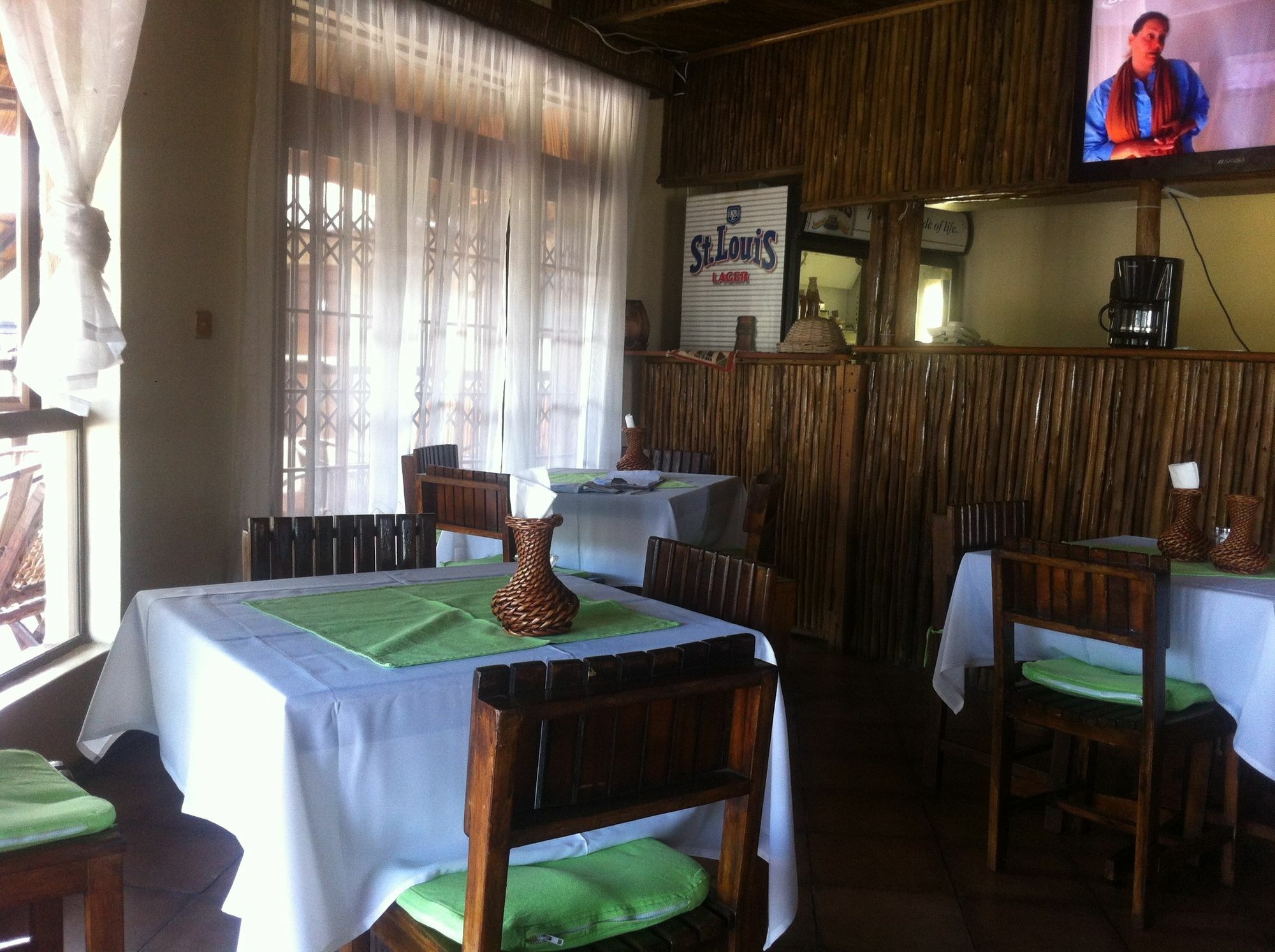African Home Hotel 哈博罗内 外观 照片